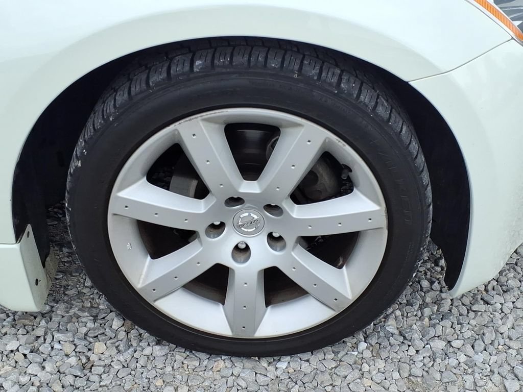 Used 2004 Nissan 350Z Touring RWD image 14