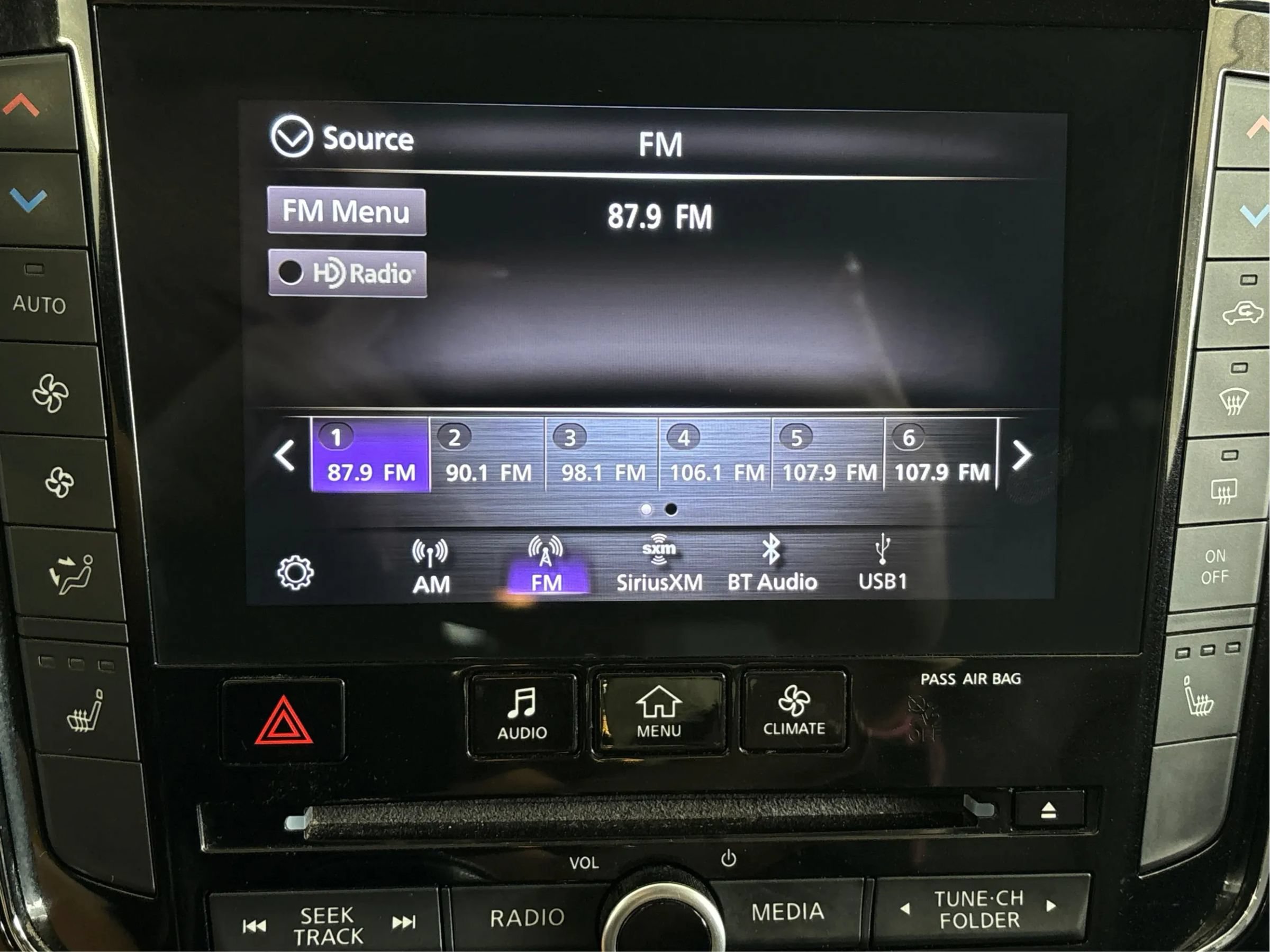 Used 2020 INFINITI QX80 Luxe w/ Proassist Package AWD/4WD image 43