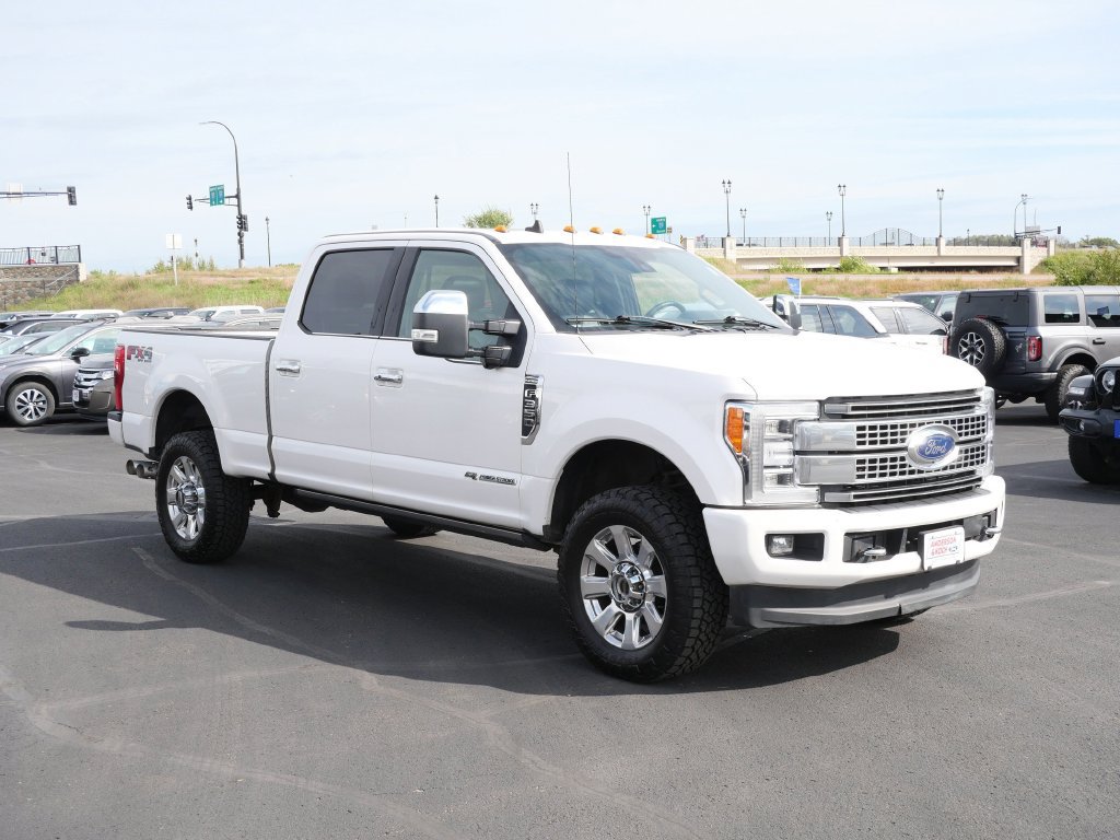 Used 2019 Ford F350 Platinum w/ Platinum Ultimate Package AWD/4WD image 3