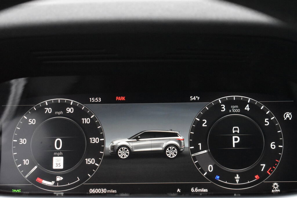 Used 2020 Land Rover Range Rover Evoque SE image 16