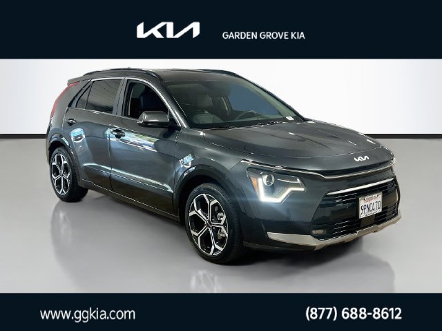 Used 2024 Kia Niro EX Touring