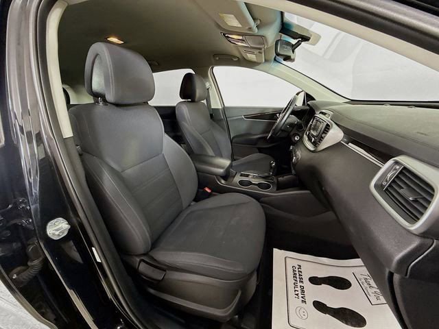 Used 2016 Kia Sorento LX w/ LX Convenience Package image 26