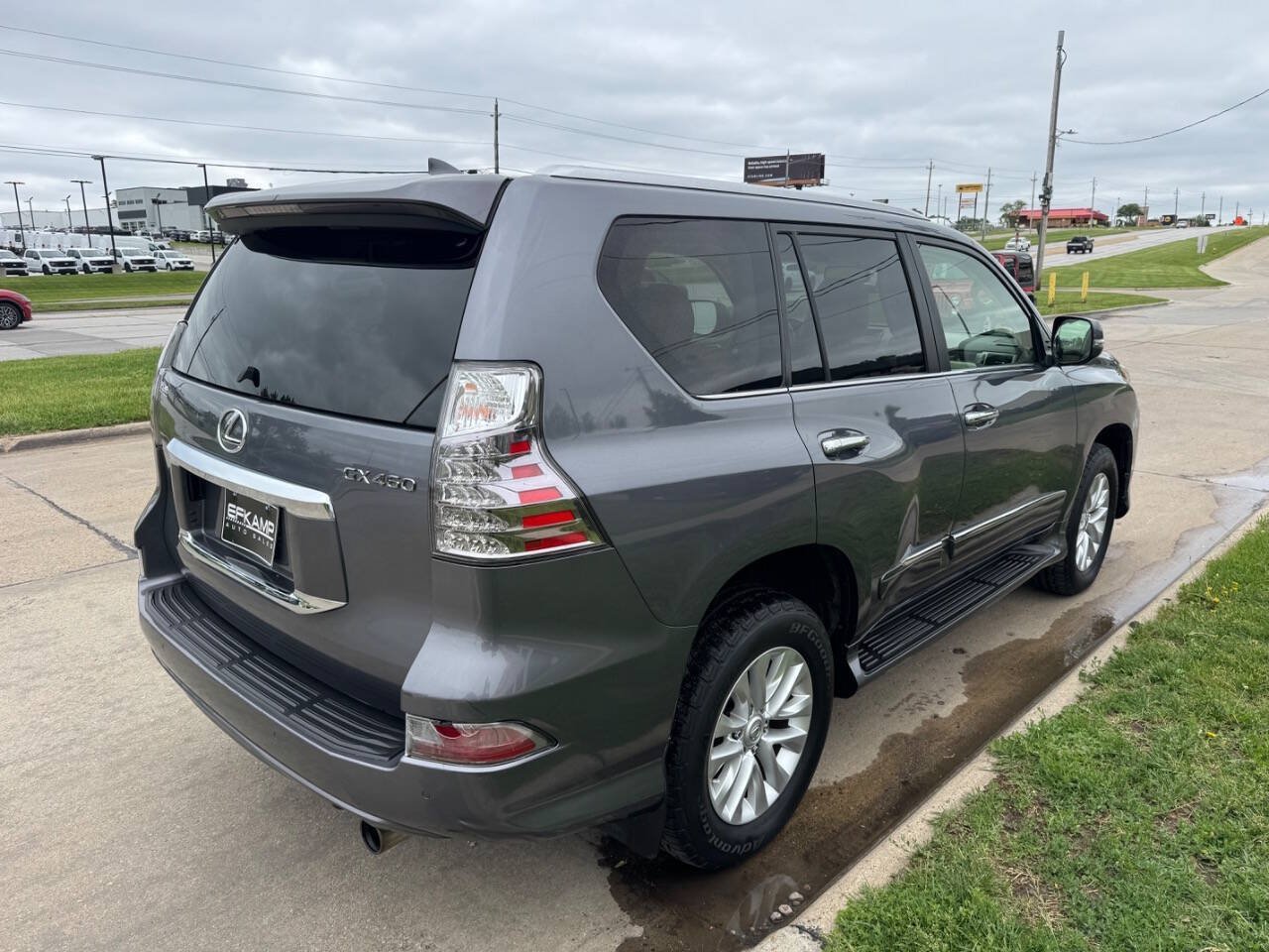 Used 2016 Lexus GX 460 w/ Premium Package AWD/4WD image 5