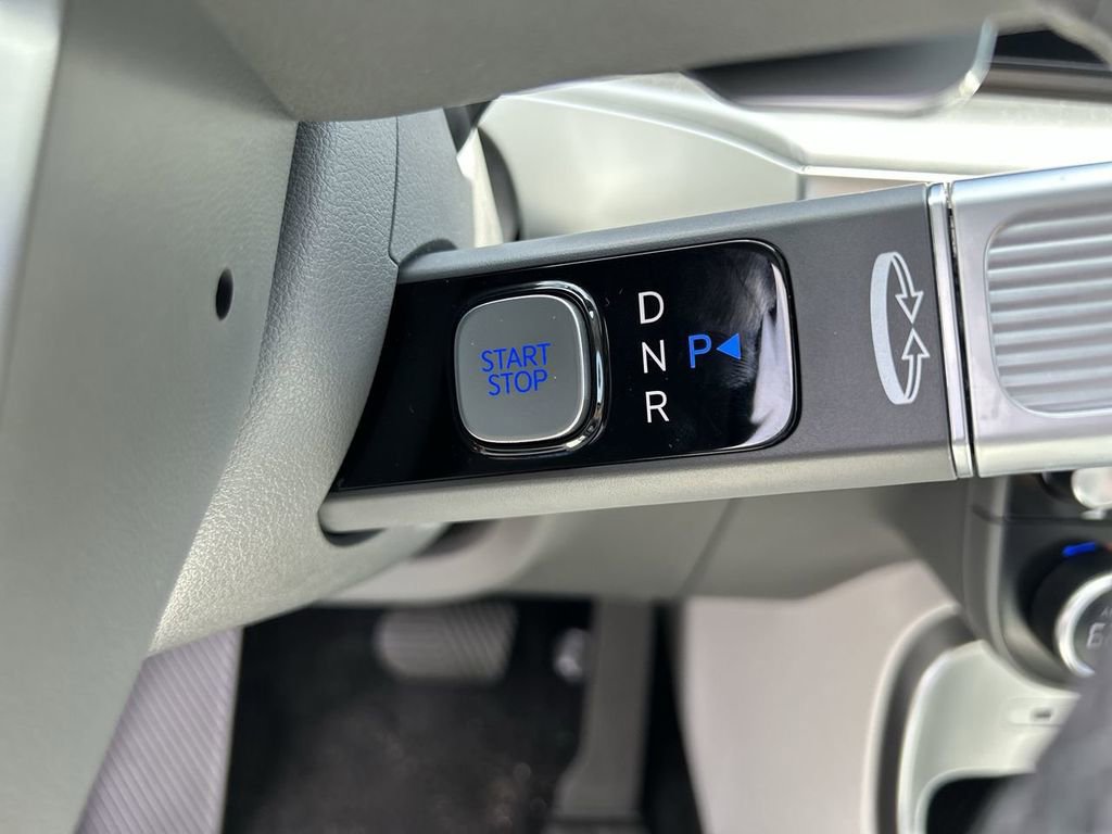 New 2026 Hyundai Ioniq 9 Limited image 32