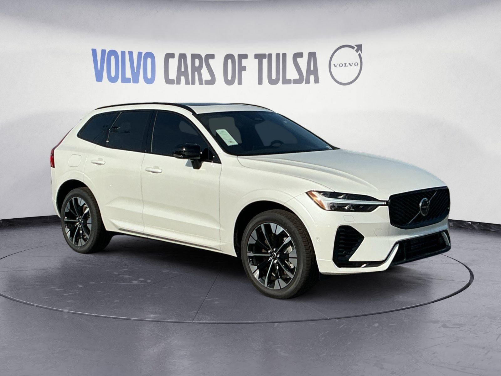 New 2026 Volvo XC60 T8 Plus w/ Protection Package Premier AWD/4WD image 7