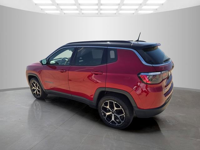 Used 2025 Jeep Compass Limited AWD/4WD image 6