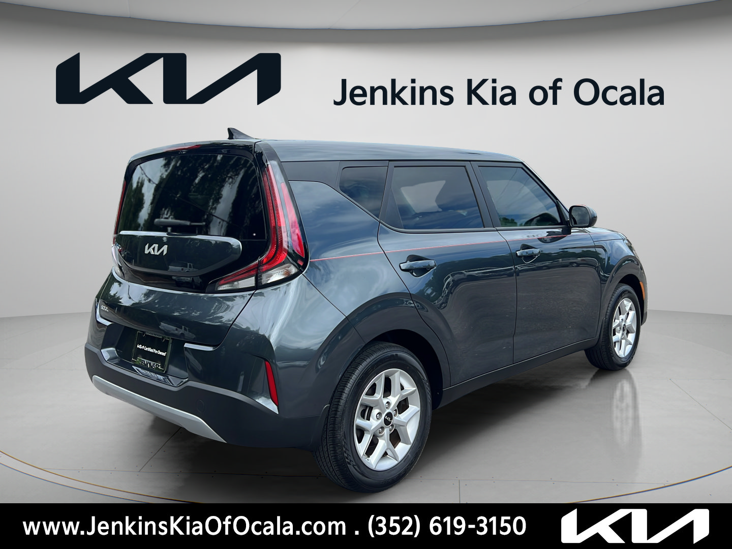 Certified 2025 Kia Soul S FWD image 3