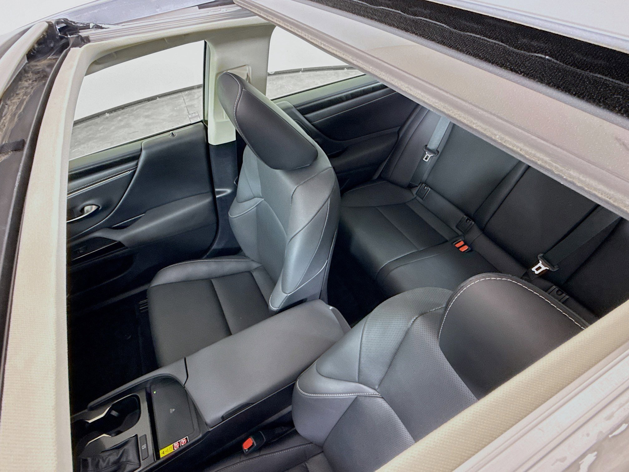 Used 2023 Lexus ES 350 w/ Premium Package image 14