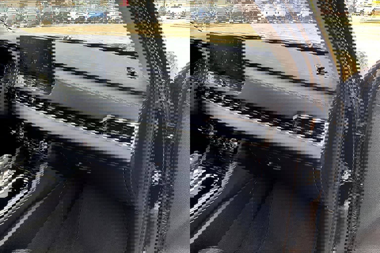 Used 2025 Mitsubishi Outlander ES image 23