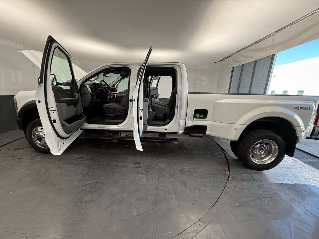 New 2026 Ford F450 XL w/ 360-Degree Camera Package image 18