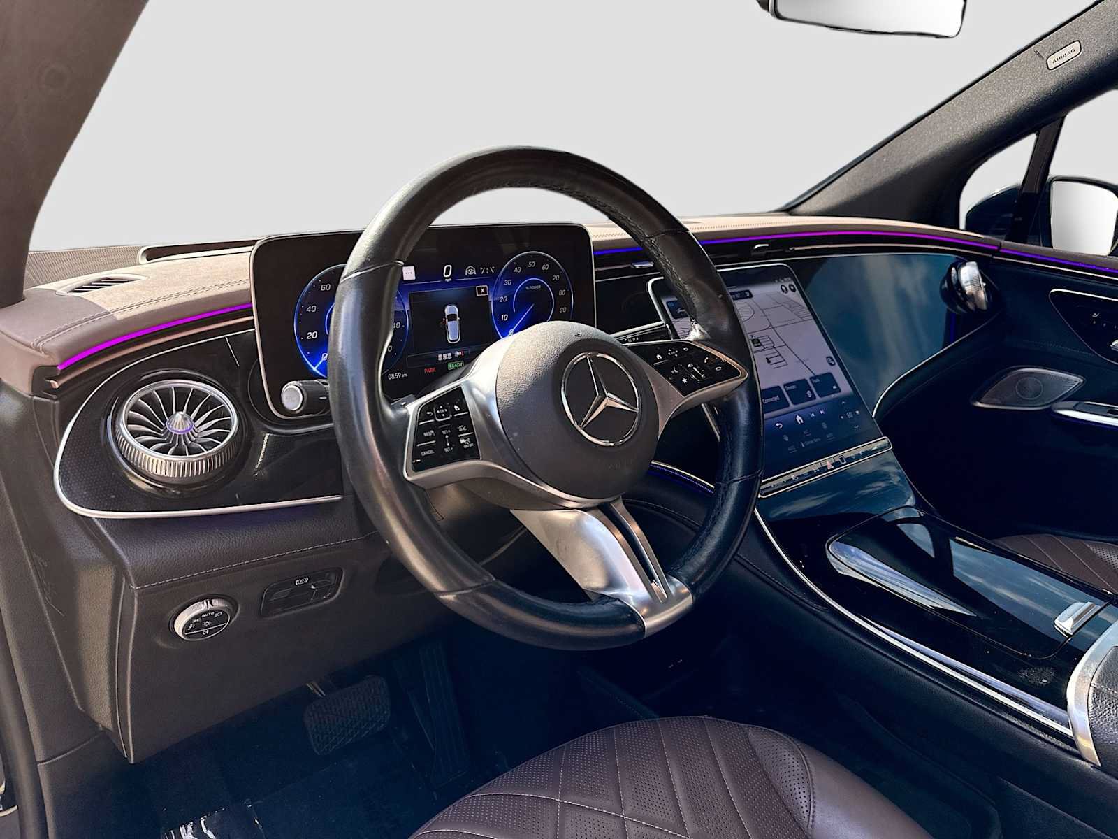 Certified 2023 Mercedes-Benz EQE 500 4MATIC SUV w/ Pinnacle Trim Package image 9