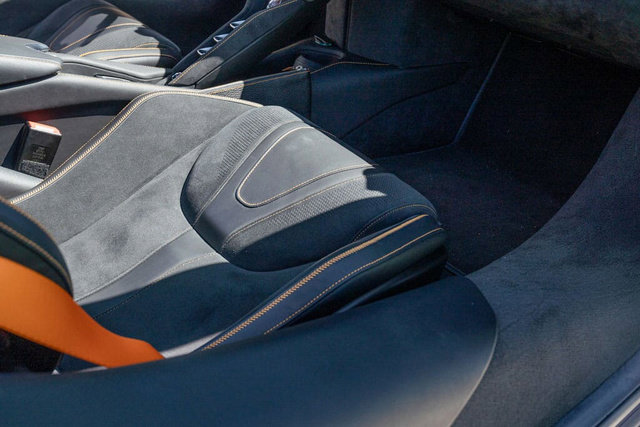 Used 2022 McLaren 720S Spider RWD image 30