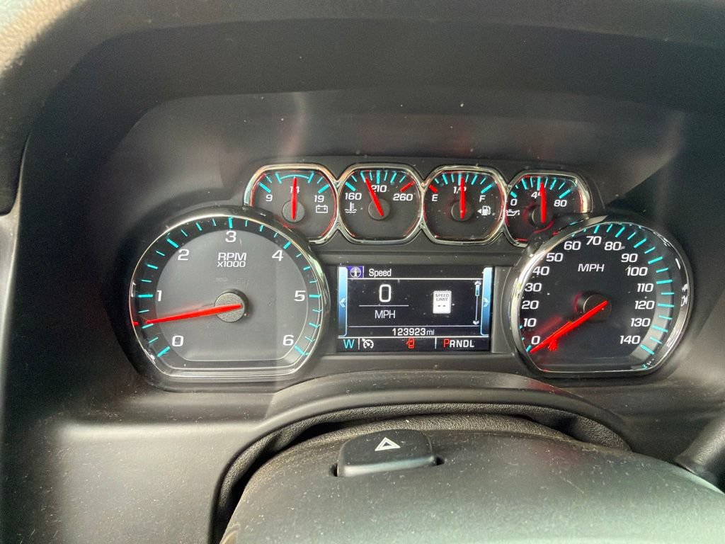 Used 2018 GMC Yukon XL SLT w/ Premium Edition AWD/4WD image 10