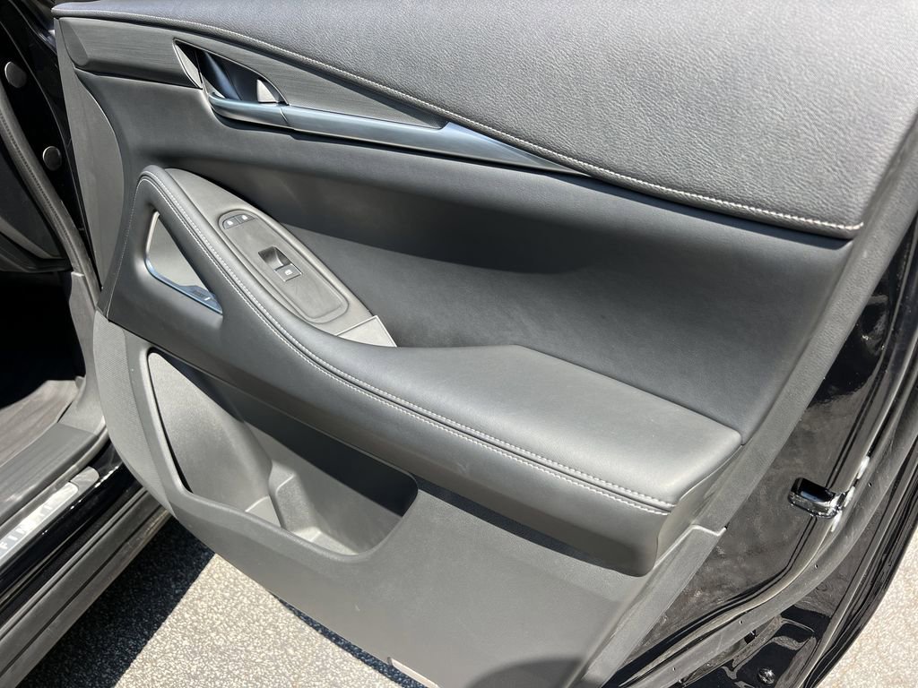 Used 2025 INFINITI QX60 Luxe image 12