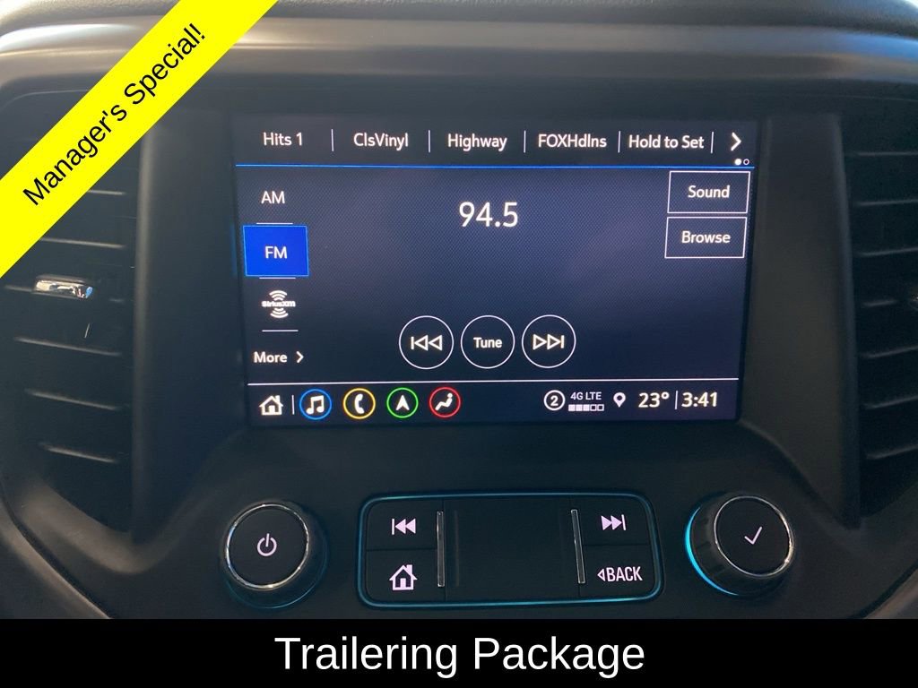 Used 2023 GMC Acadia AT4 image 2