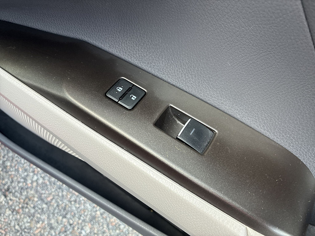 Certified 2023 Toyota Camry XSE AWD/4WD image 27