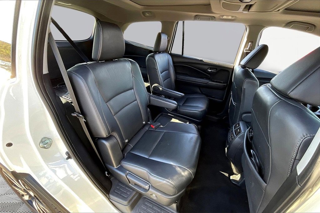 Used 2019 Honda Pilot Elite image 26