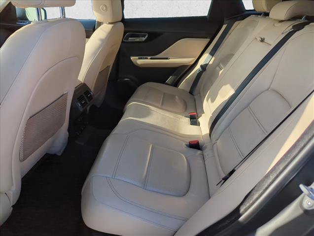 Used 2017 Jaguar F-PACE Prestige AWD/4WD image 7