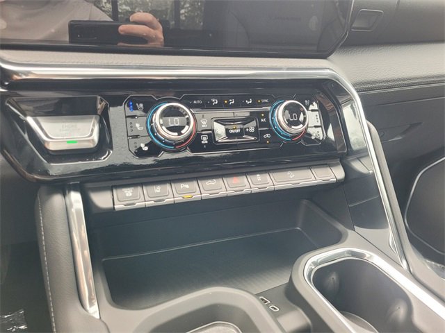 New 2025 GMC Sierra 2500 Denali w/ Denali Reserve Package image 27