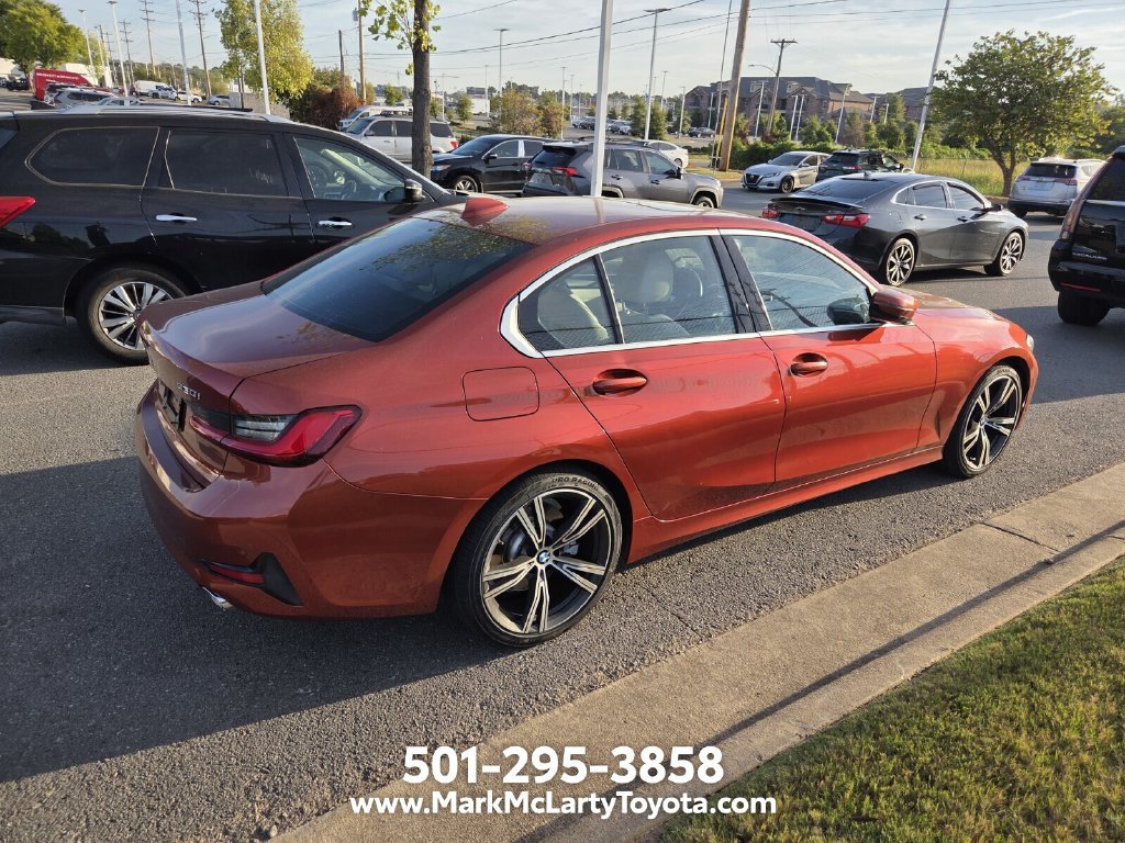 Used 2019 BMW 330i Sedan w/ Premium Package RWD image 4