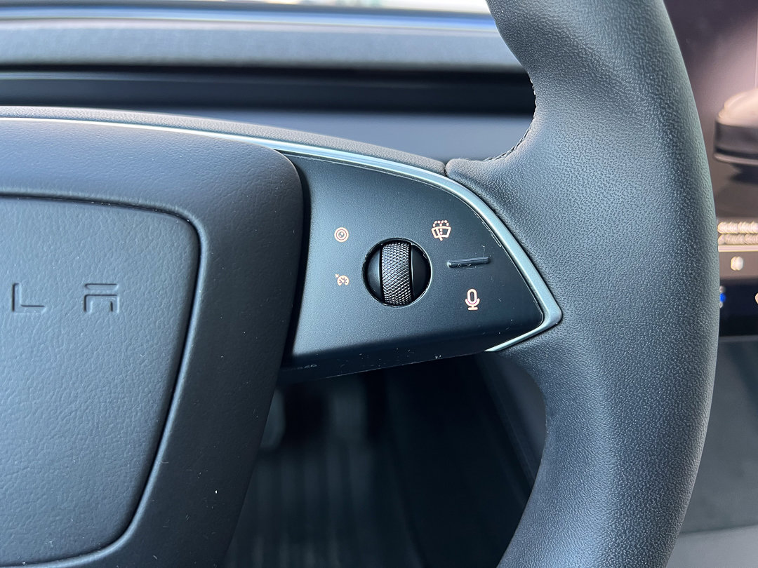 Used 2024 Tesla Model 3 Standard Range image 18