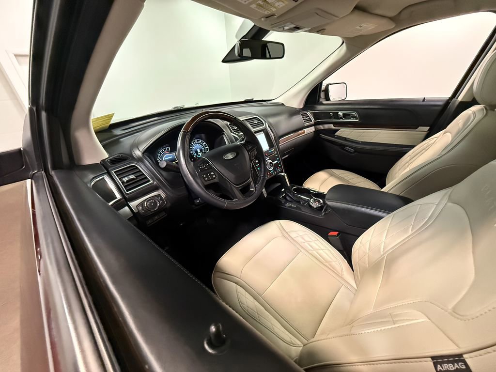 Used 2018 Ford Explorer Platinum AWD/4WD image 59