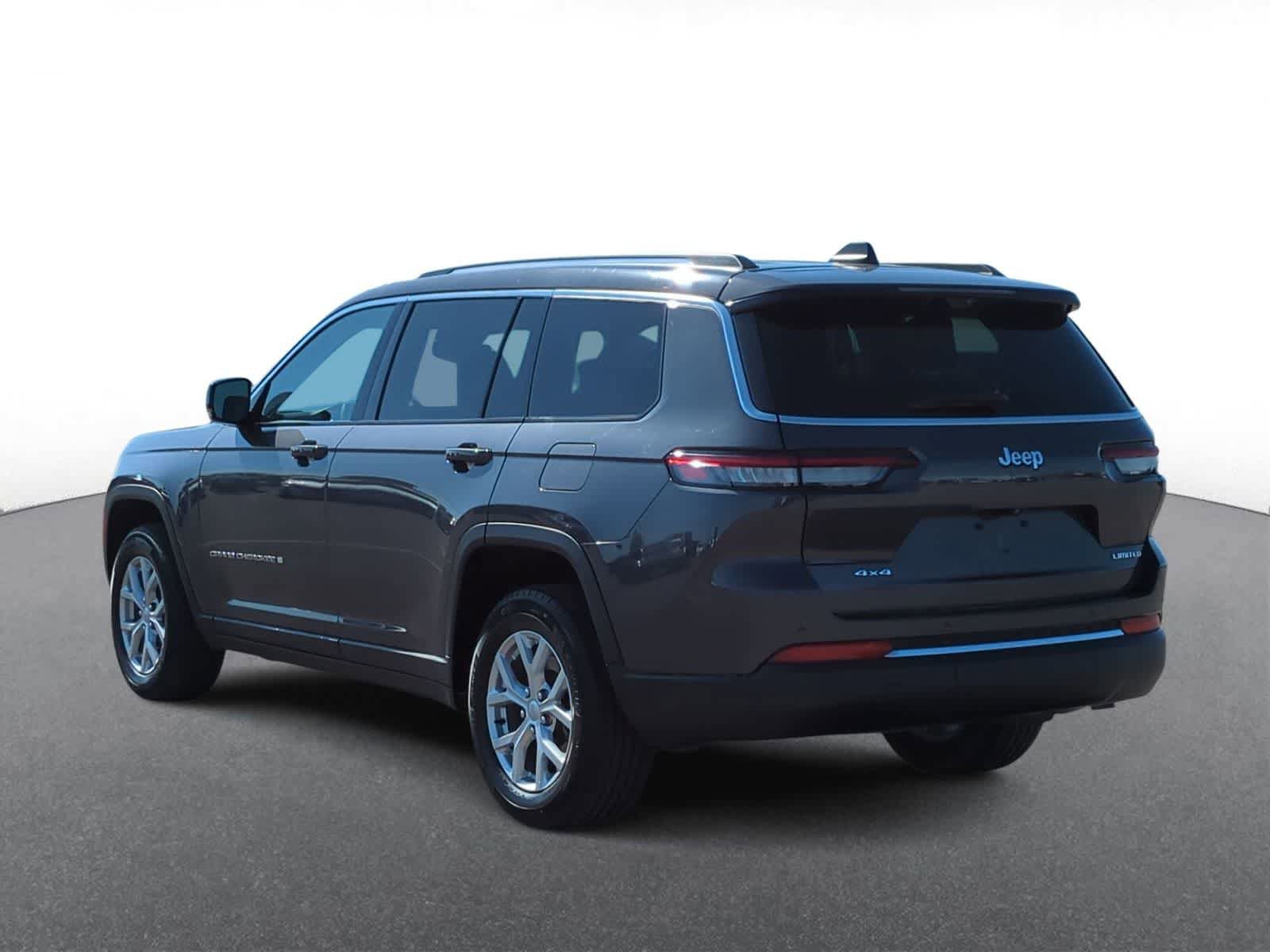 Certified 2023 Jeep Grand Cherokee L Limited w/ Luxury Tech Group II AWD/4WD image 6