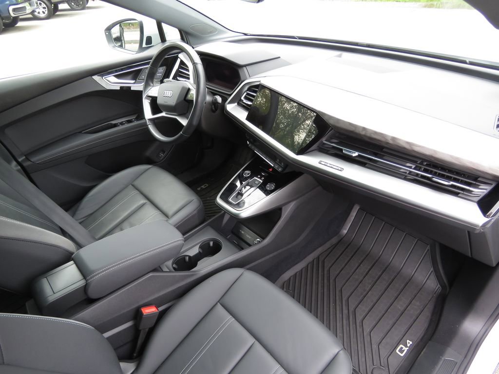 Used 2024 Audi Q4 e-tron Premium Plus AWD/4WD image 14