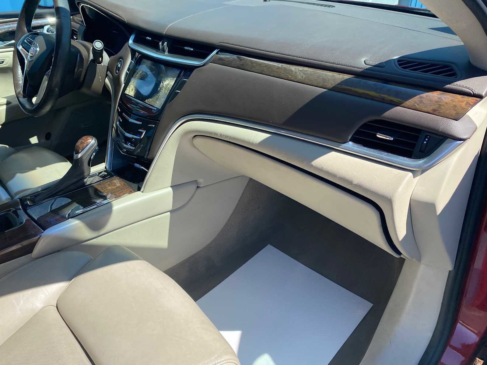 Used 2013 Cadillac XTS Luxury w/ Driver Awareness Package image 22