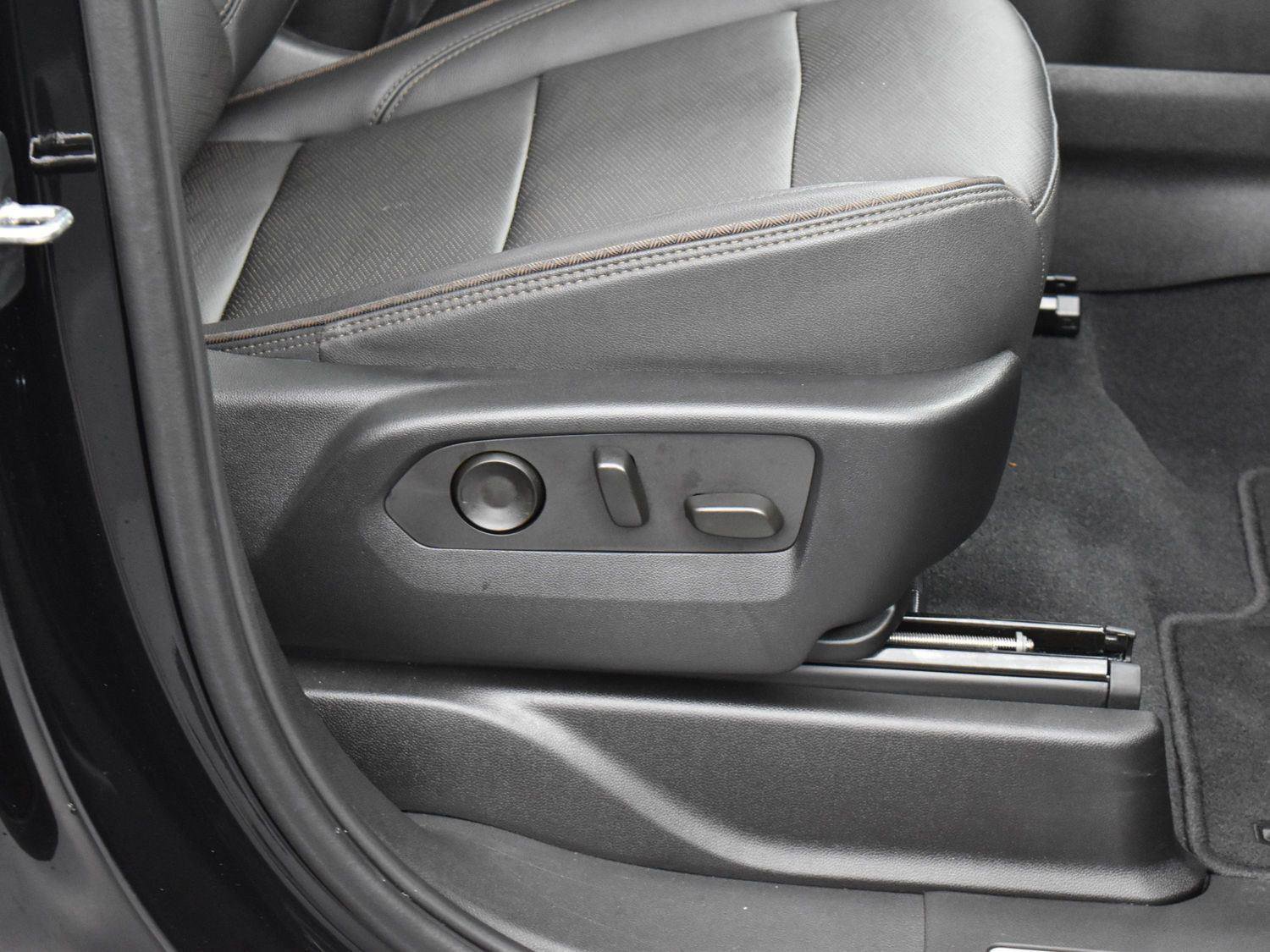 Used 2023 Chevrolet Tahoe High Country w/ Premium Package 2 image 37