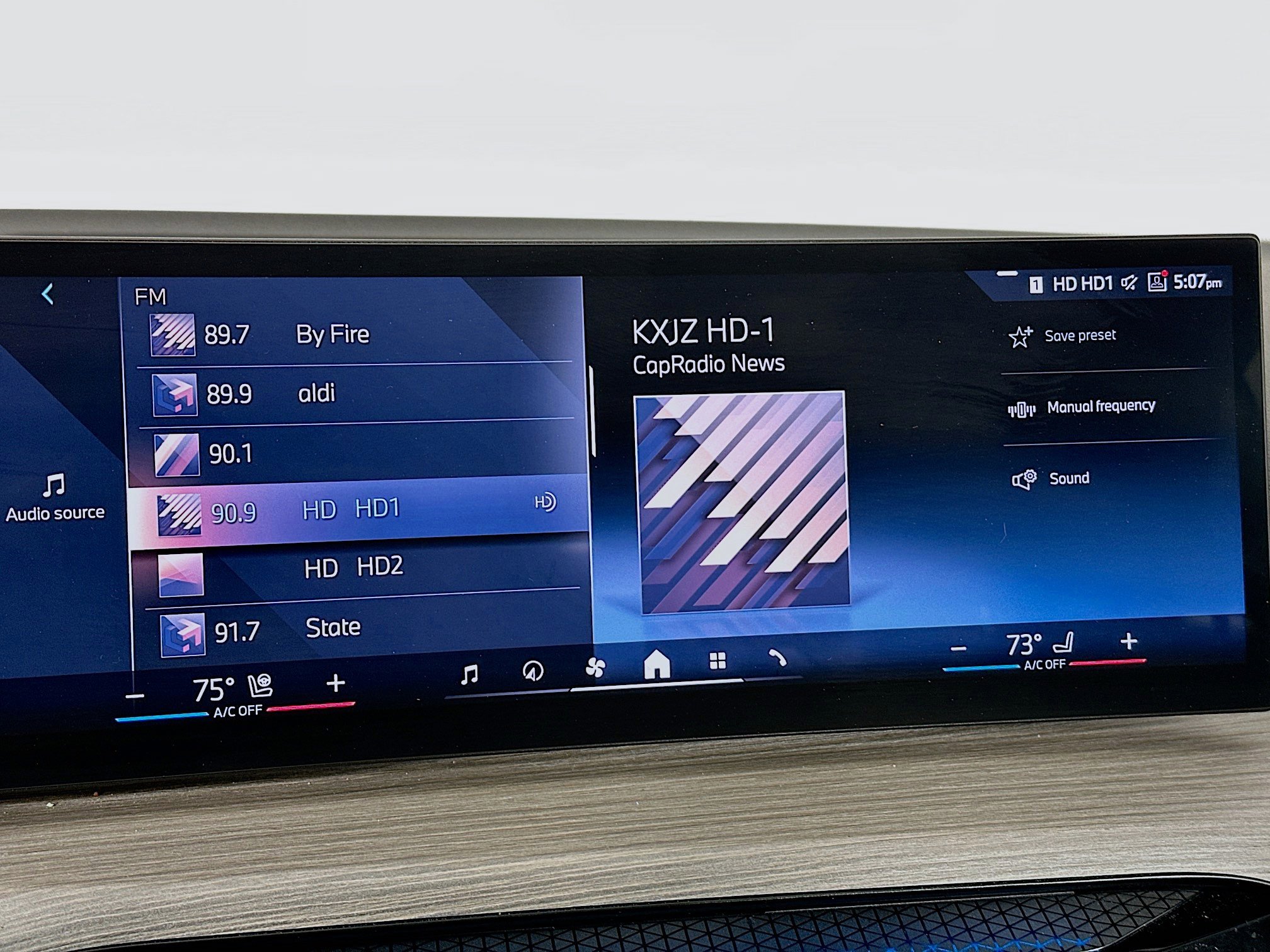 Used 2025 BMW i4 xDrive40i image 21