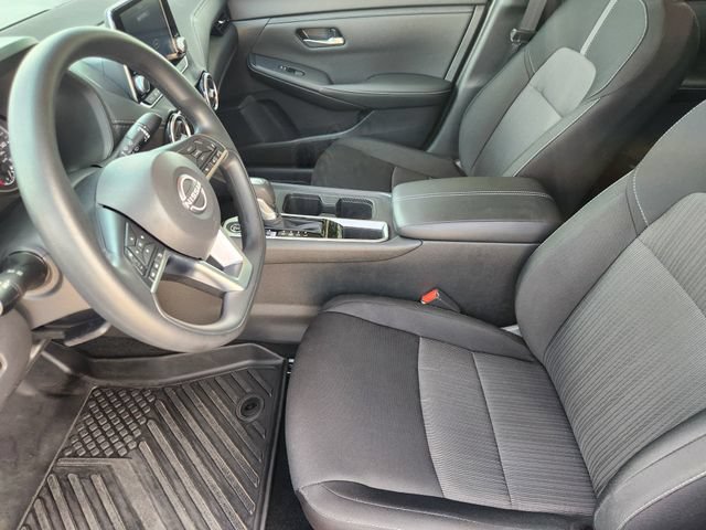 Used 2025 Nissan Sentra SV FWD image 13