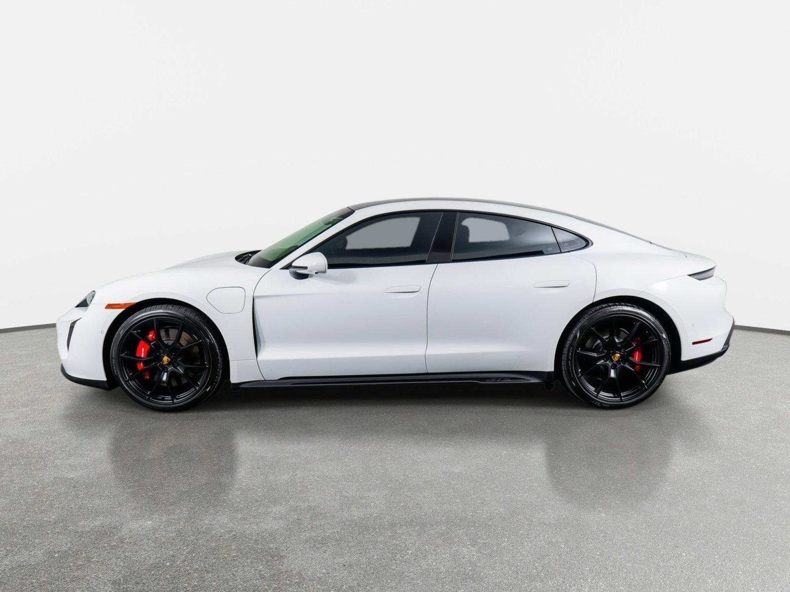 Used 2024 Porsche Taycan GTS w/ Premium Package (P6U) AWD/4WD image 30