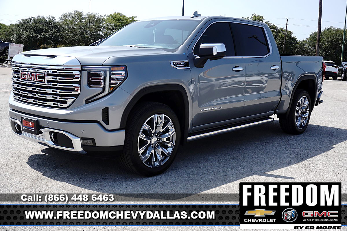New 2026 GMC Sierra 1500 Denali w/ Denali Reserve Package AWD/4WD image 3