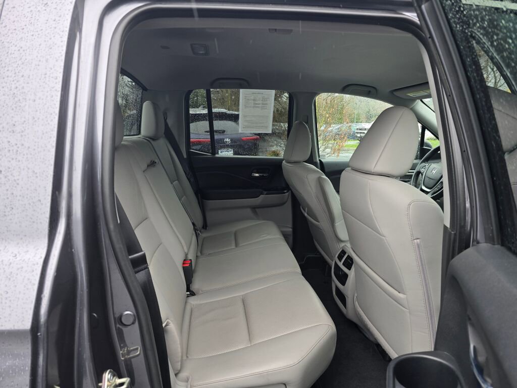 Used 2017 Honda Ridgeline RTL-T image 8