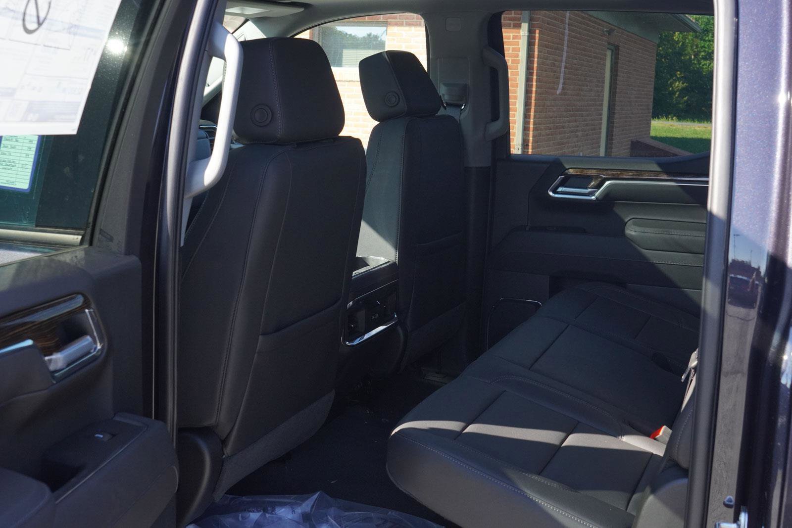 New 2026 GMC Sierra 1500 Elevation w/ Elevation Premium Package image 28