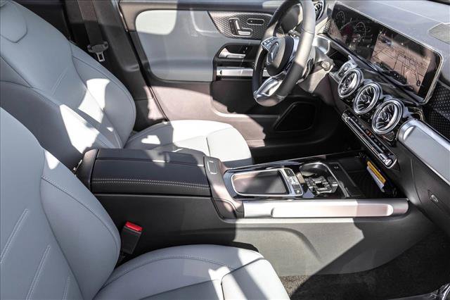 New 2026 Mercedes-Benz GLB 250 4MATIC image 29