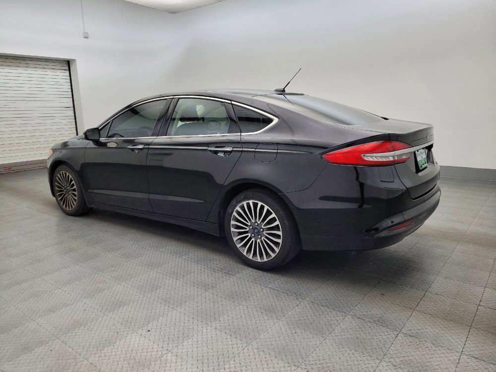 Used 2017 Ford Fusion SE w/ Fusion SE Technology Package image 3