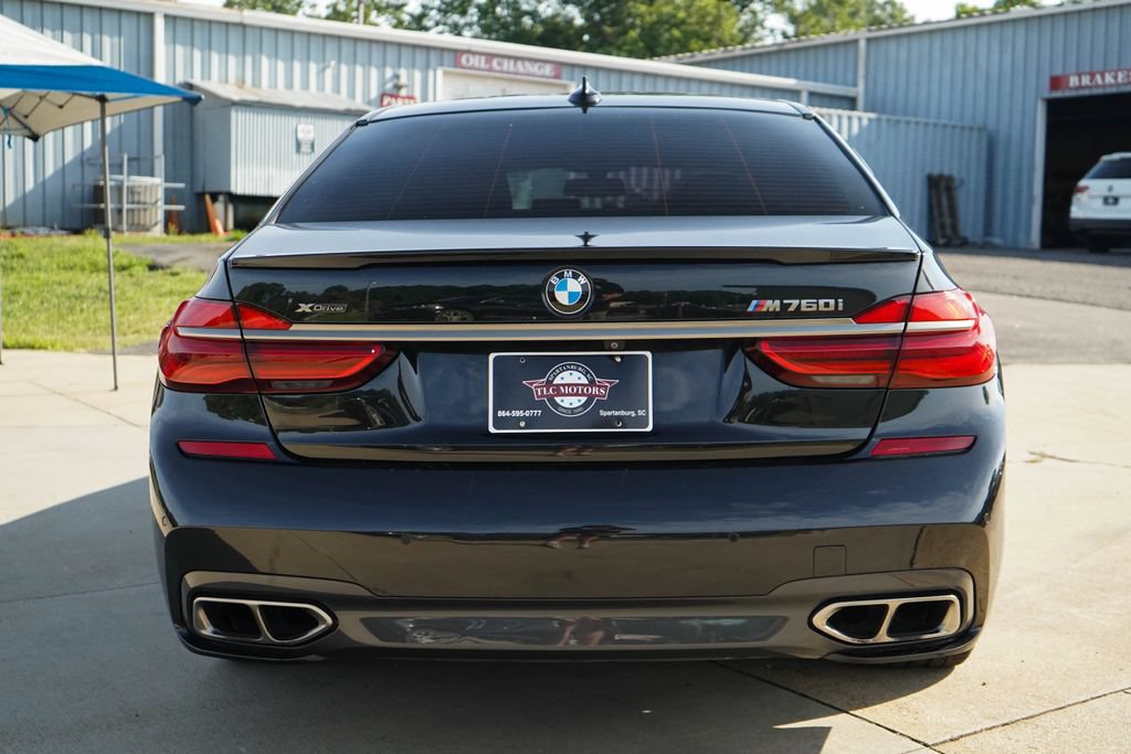 Used 2019 BMW M760i xDrive w/ Luxury Rear Seating Package AWD/4WD image 22