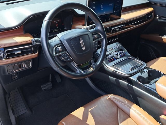 Used 2022 Lincoln Nautilus Reserve FWD image 21