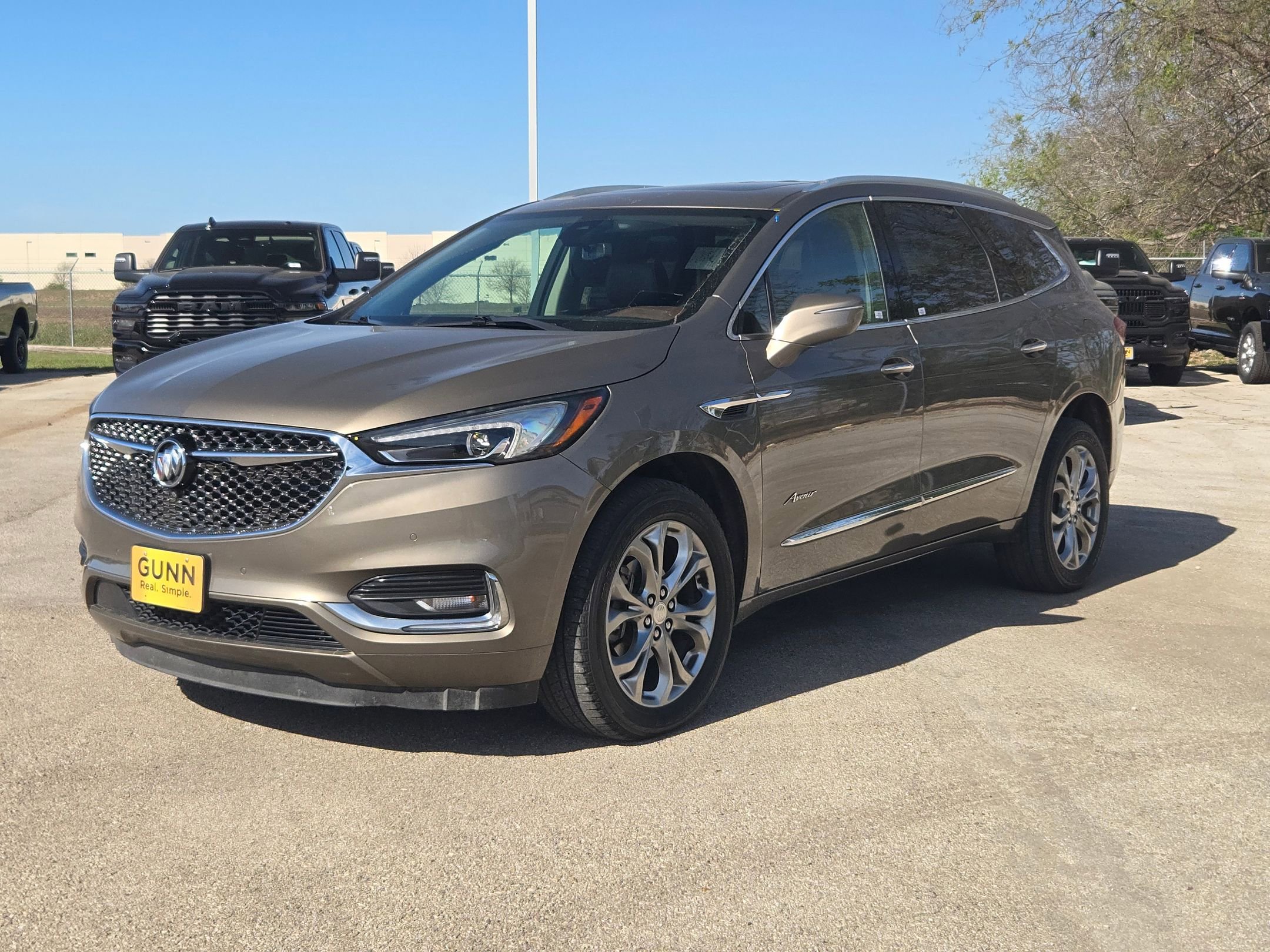 Used 2020 Buick Enclave Avenir w/ Avenir Technology Package image 7