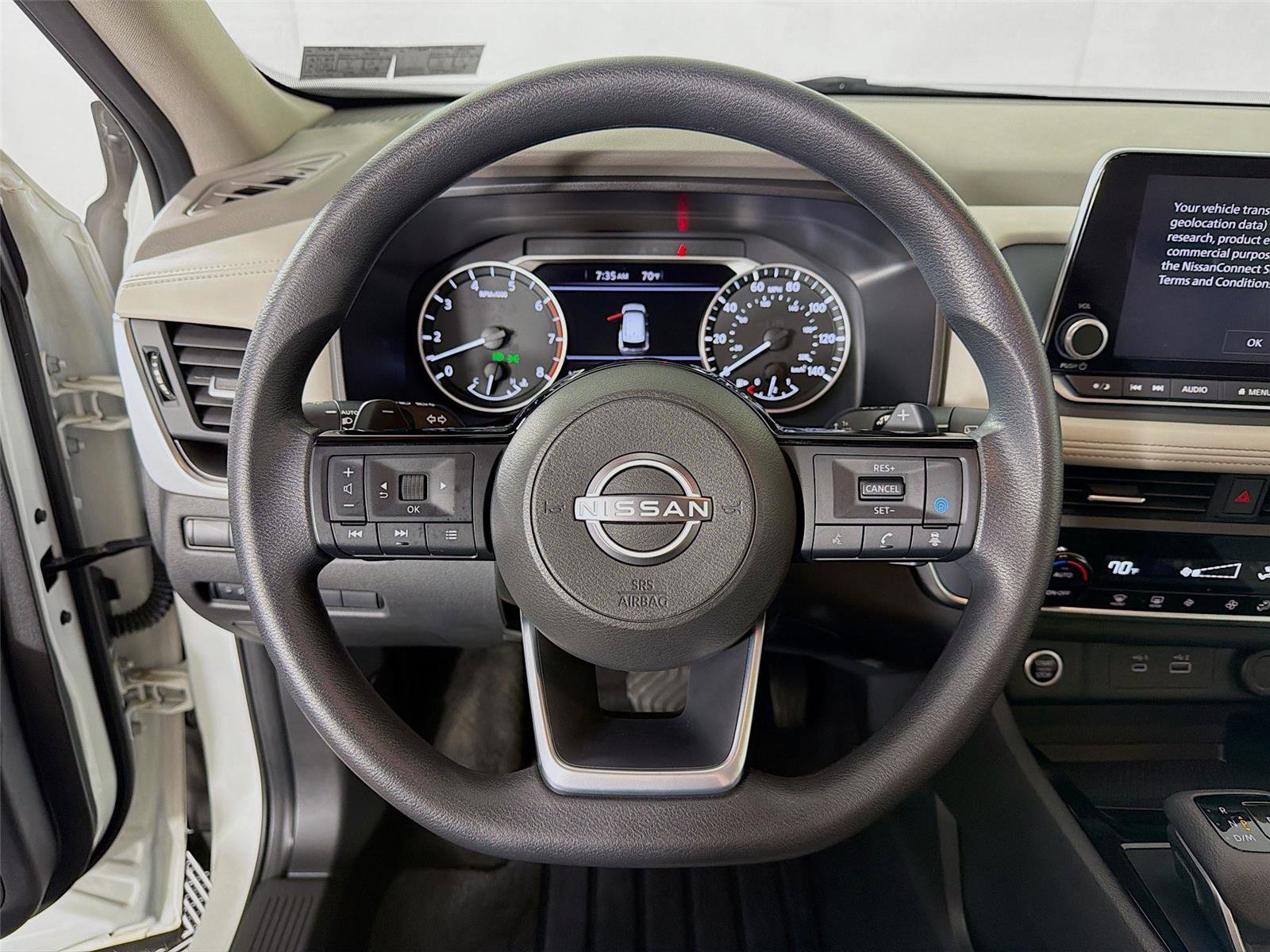 Used 2023 Nissan Rogue SV AWD/4WD image 12