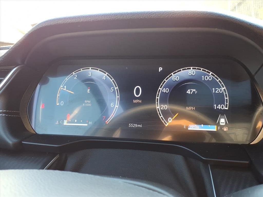 Used 2024 Jeep Grand Cherokee Altitude image 17