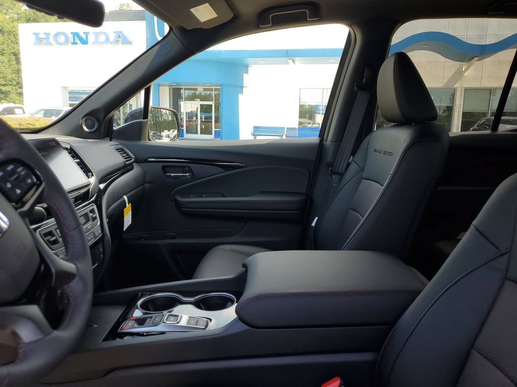 New 2026 Honda Ridgeline Black Edition image 14