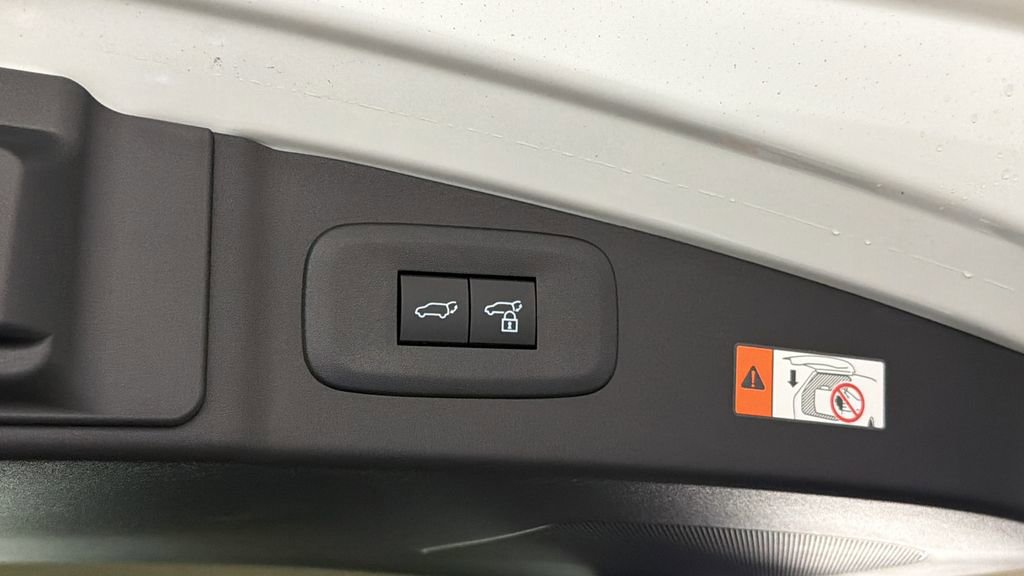 New 2026 Lexus RZ 350e 2WD image 9