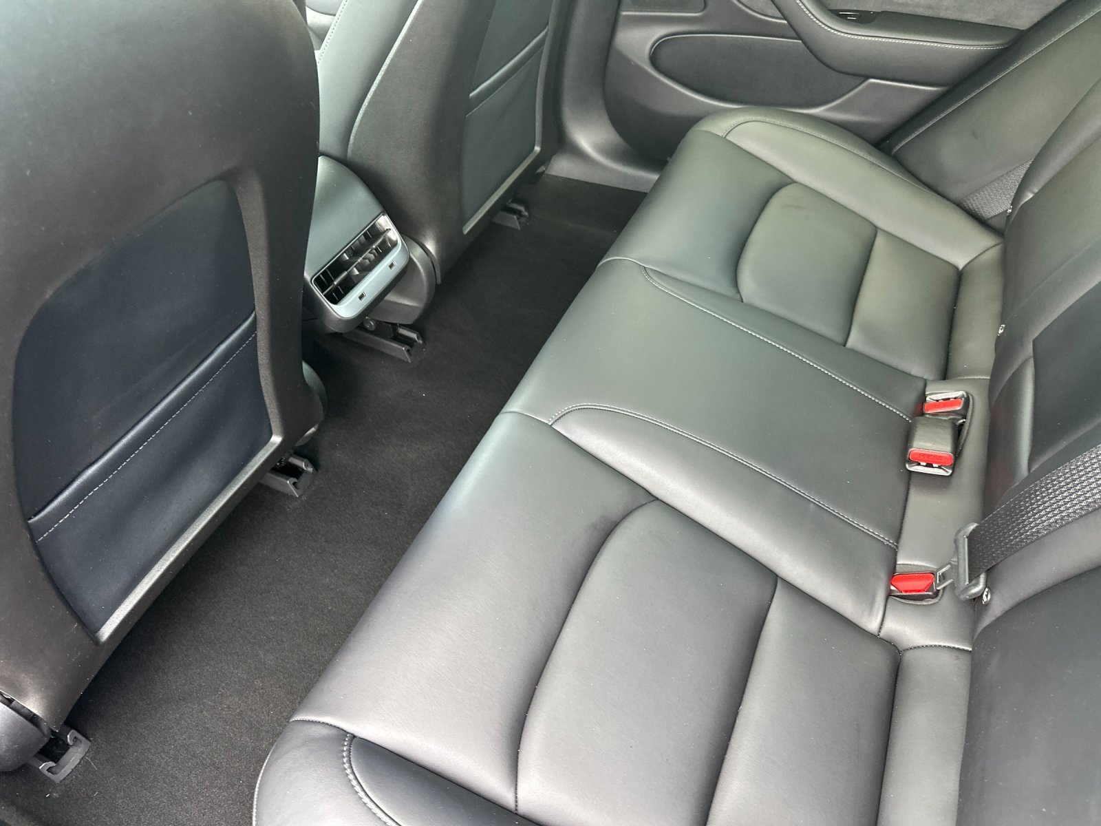 Used 2018 Tesla Model 3 Long Range image 12