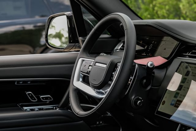 New 2026 Land Rover Range Rover SE AWD/4WD image 18
