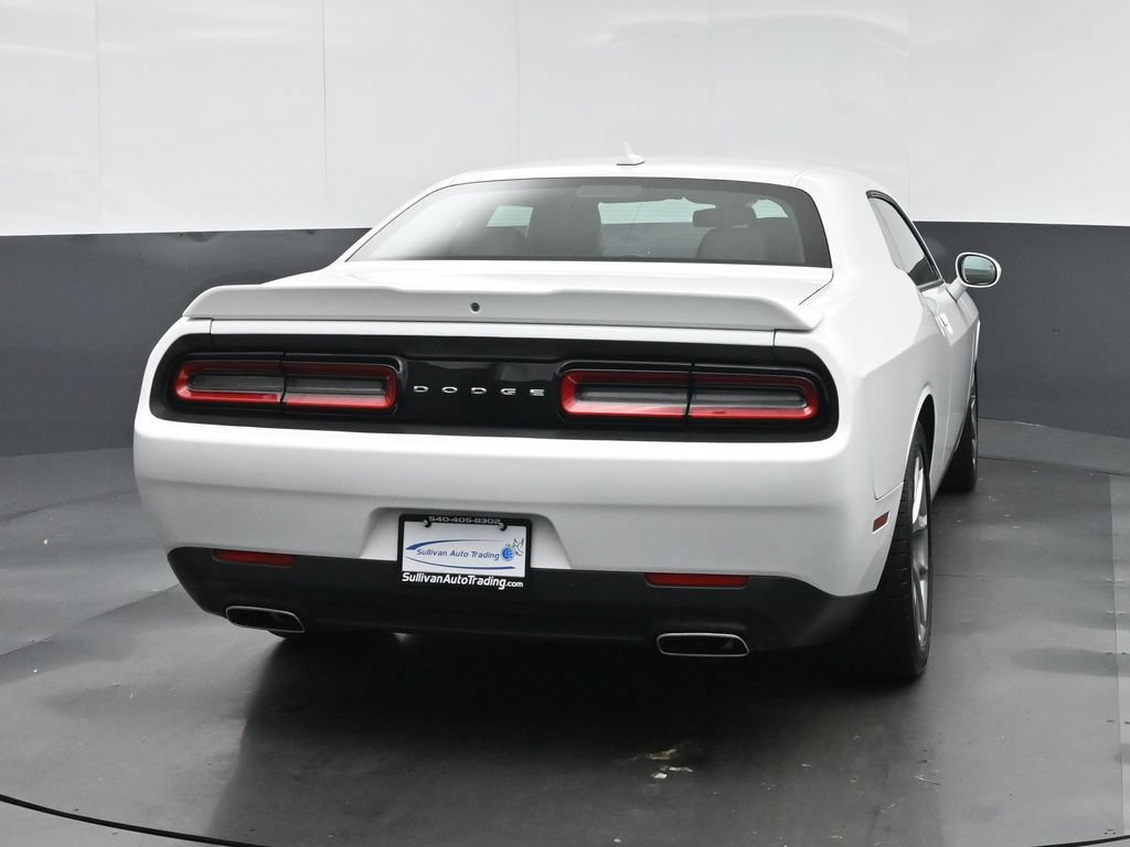 Used 2019 Dodge Challenger GT w/ Plus Package RWD image 6