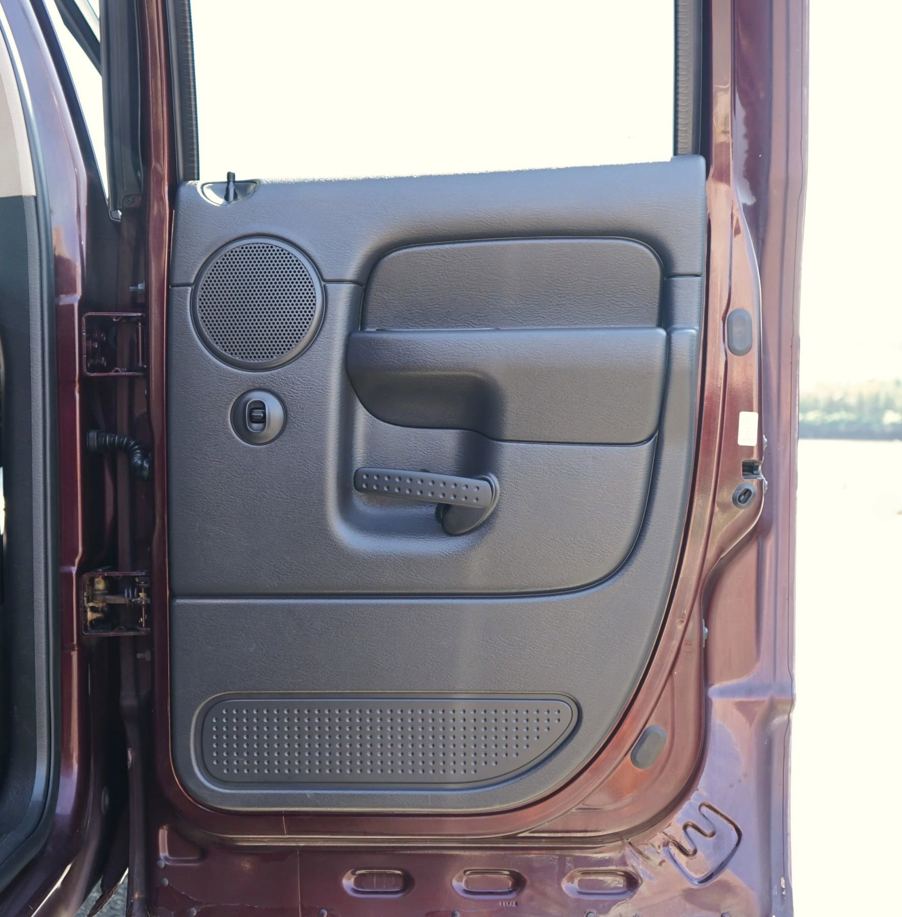 Used 2005 Dodge Ram 1500 Truck SLT image 36