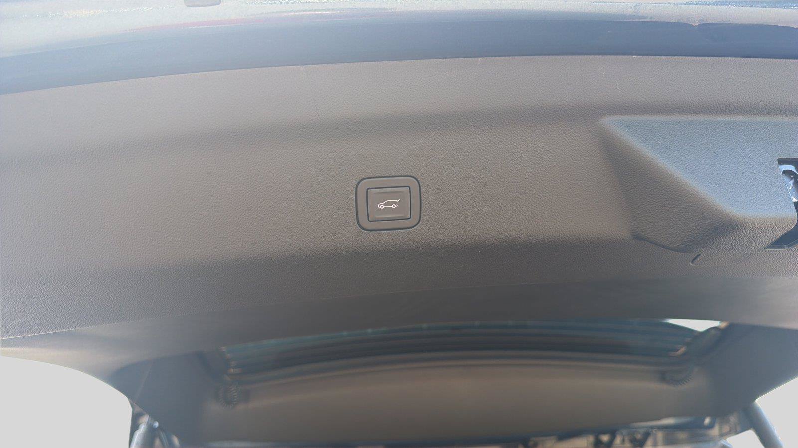 New 2027 GMC Yukon XL Elevation w/ Elevation Premium Package AWD/4WD image 24